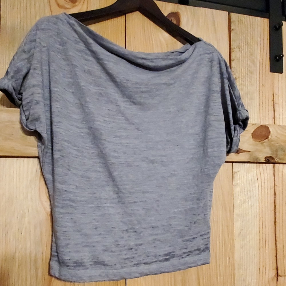 Heather grey top